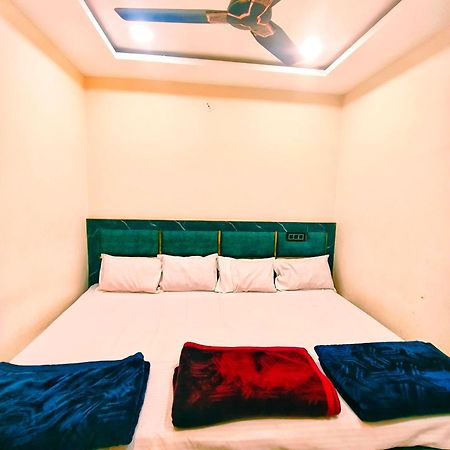 Hotel Shiv Gouri Palace Ujjain Exterior foto